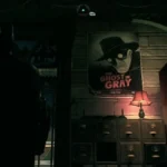 Batman đang quan sát thành phố Gotham từ trên cao trong Batman: Arkham Knight, thể hiện không gian rộng lớn và nhiều bí ẩn