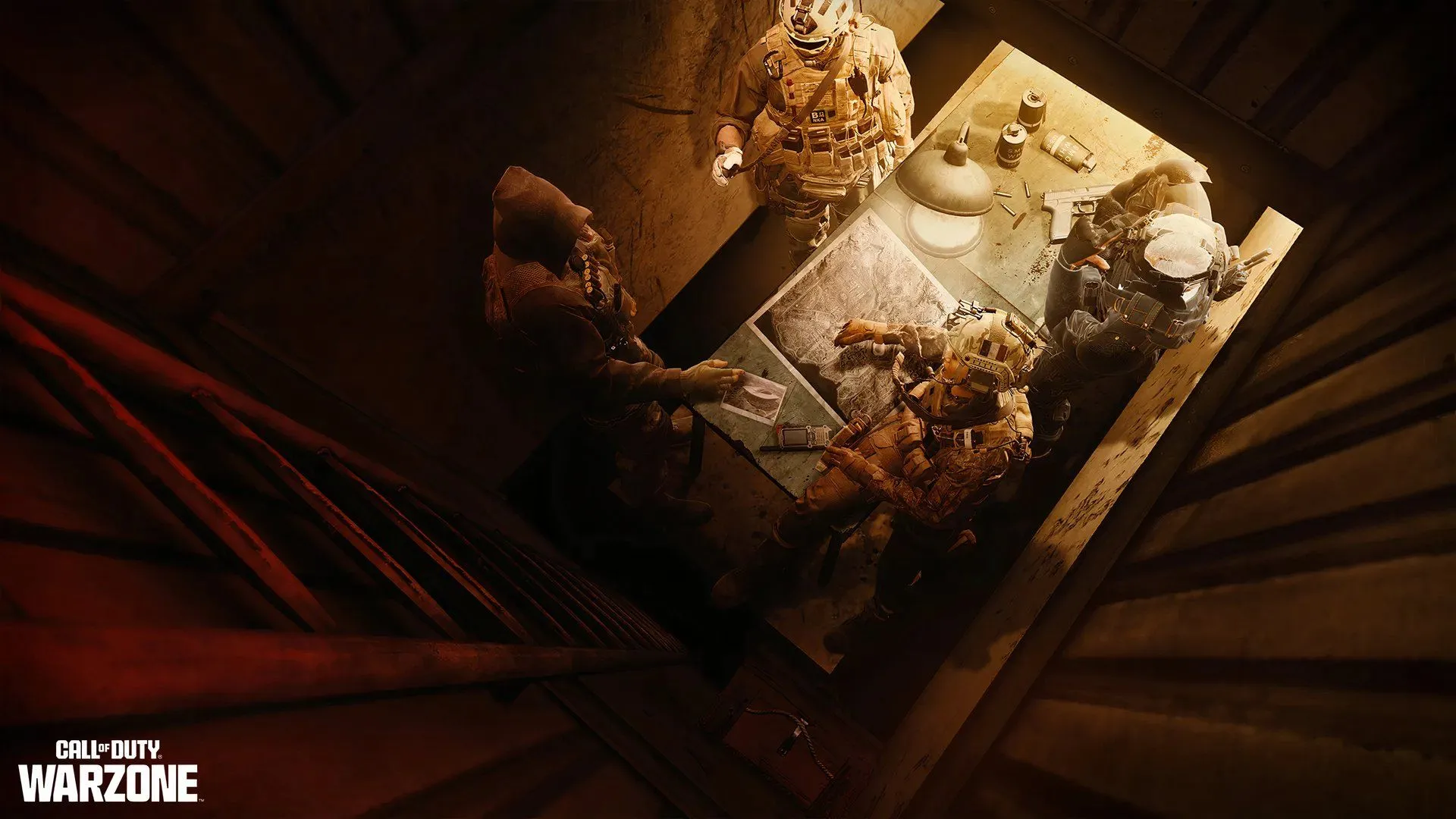 Bốn Operator Call of Duty đang họp bàn chiến lược, tượng trưng cho cuộc chiến không ngừng nghỉ của Activision trong tương lai chống lại gian lận.