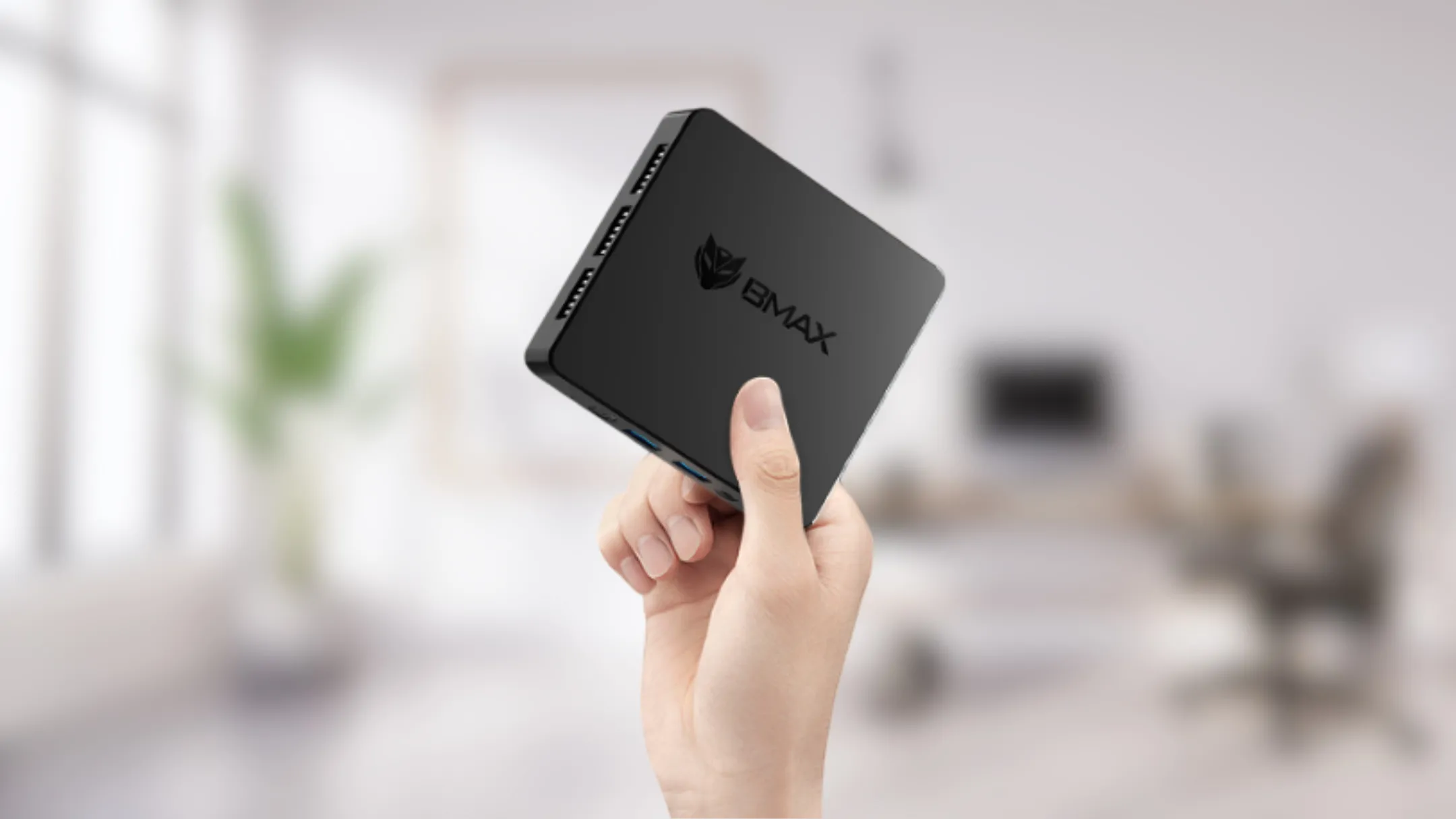 Cận cảnh các cổng kết nối và thiết kế của máy tính mini BMax B1