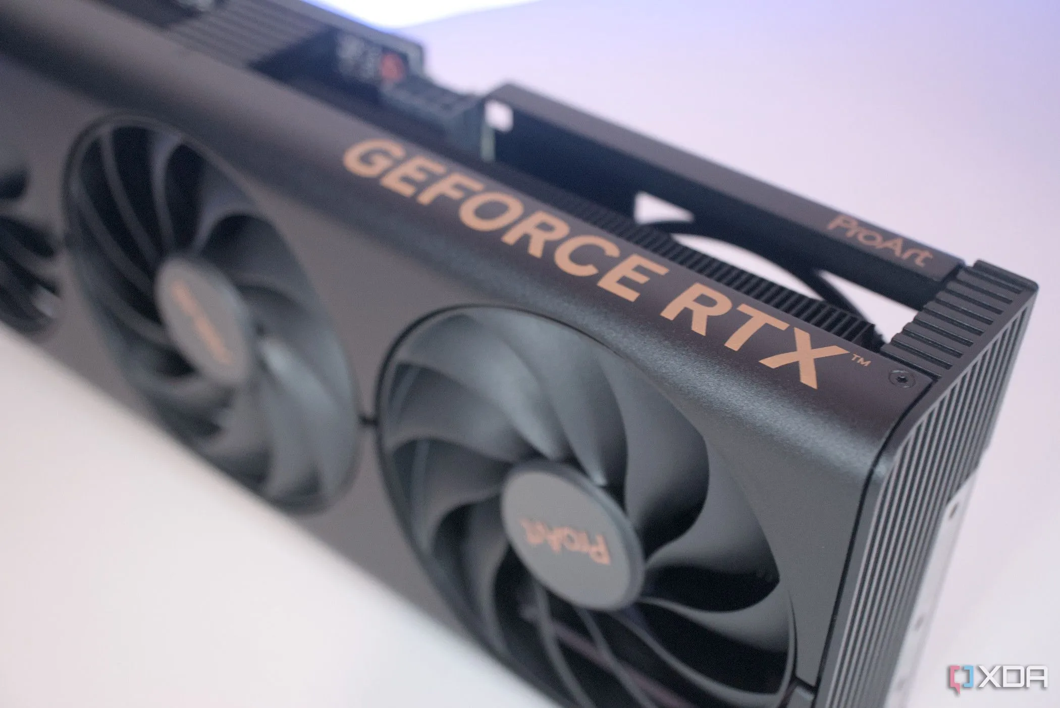 Card đồ họa Nvidia GeForce RTX 4060, lựa chọn tối ưu cho trải nghiệm ray tracing mượt mà.