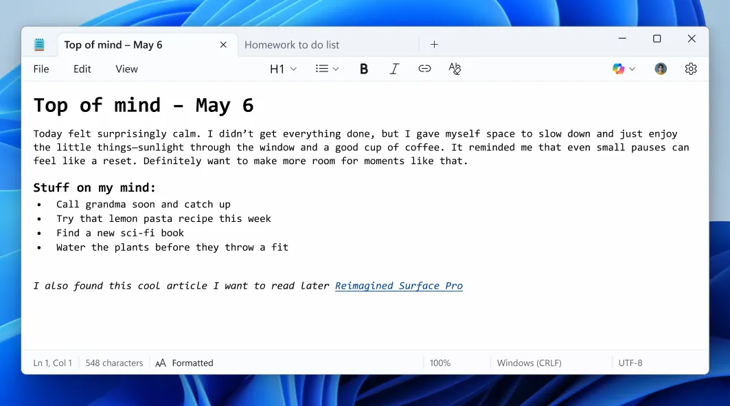 Giao diện Notepad trên Windows 11 hiển thị văn bản đã được định dạng với các tính năng mới như in đậm, in nghiêng và danh sách.