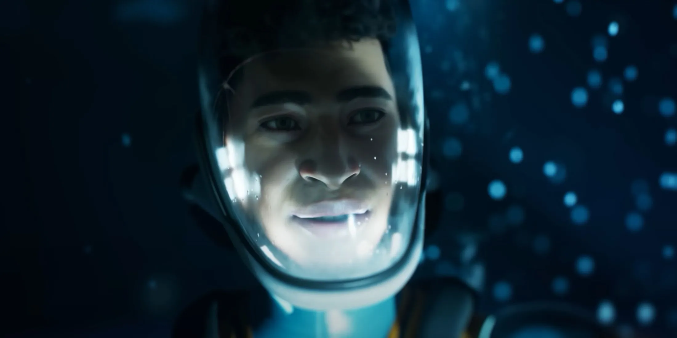 Góc nhìn cận cảnh một nhân vật trong Subnautica 2 với biểu cảm tươi cười, gợi mở những cuộc phiêu lưu mới