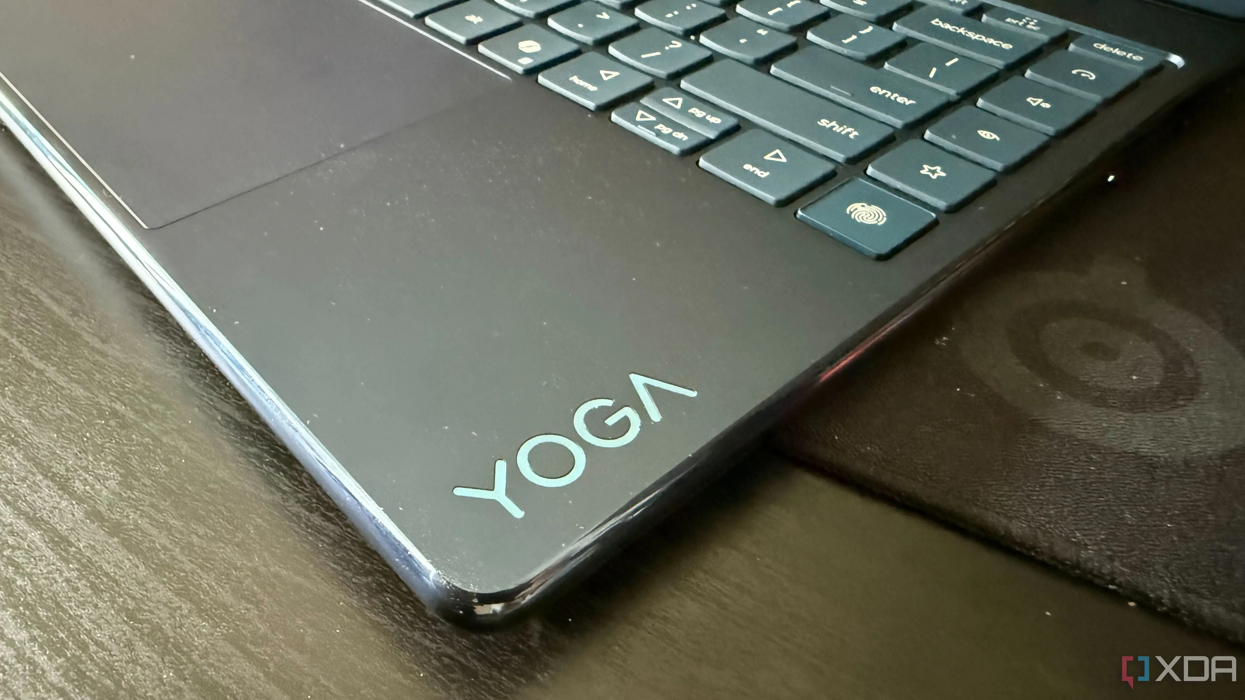 Lenovo Yoga 9i (2025) vận hành mượt mà với hiệu năng mạnh mẽ từ Lunar Lake