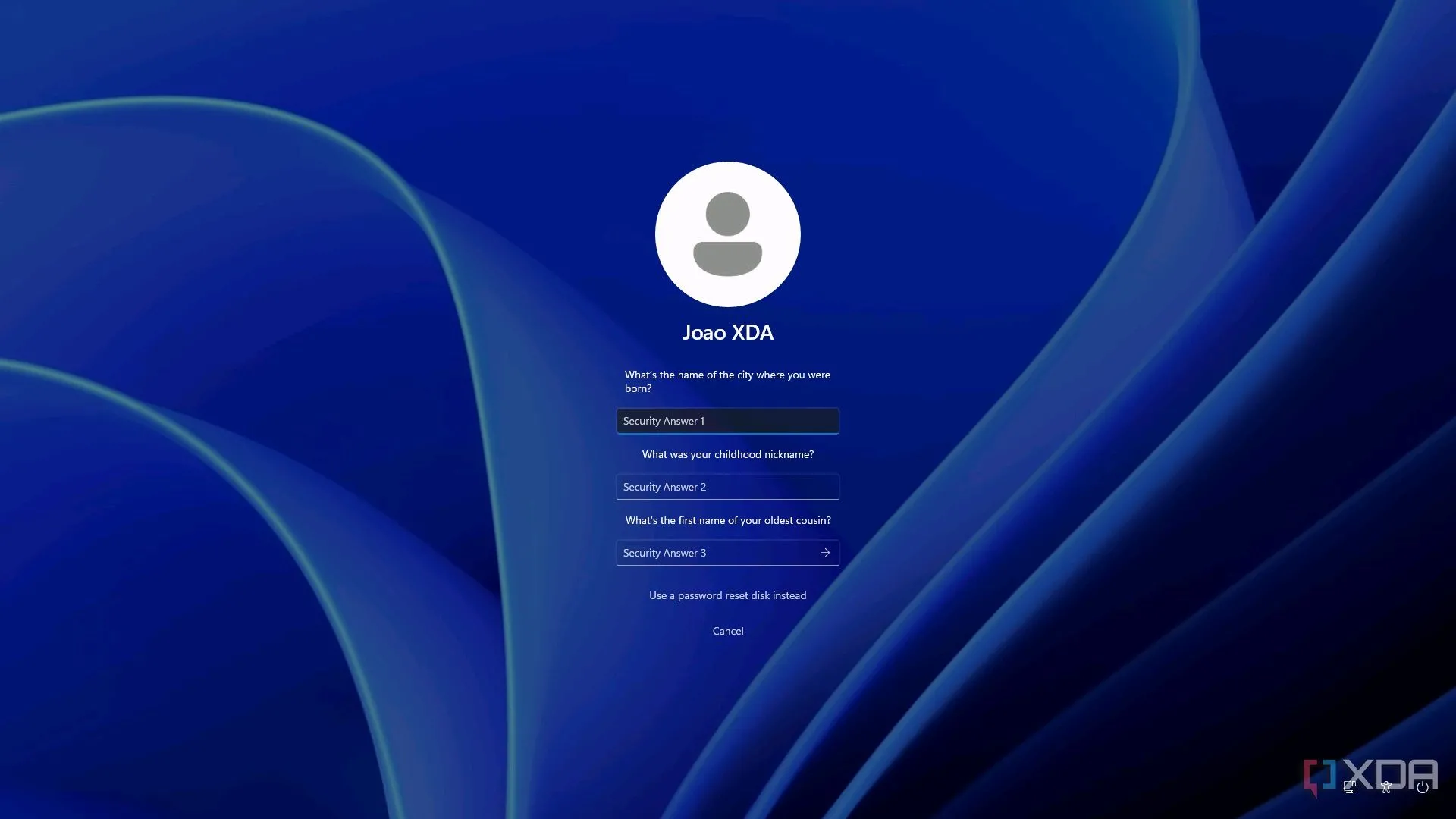 Màn hình đăng nhập Windows 11 hiển thị tùy chọn đặt lại mật khẩu tài khoản cục bộ, minh họa cho lầm tưởng về việc đổi mật khẩu thường xuyên