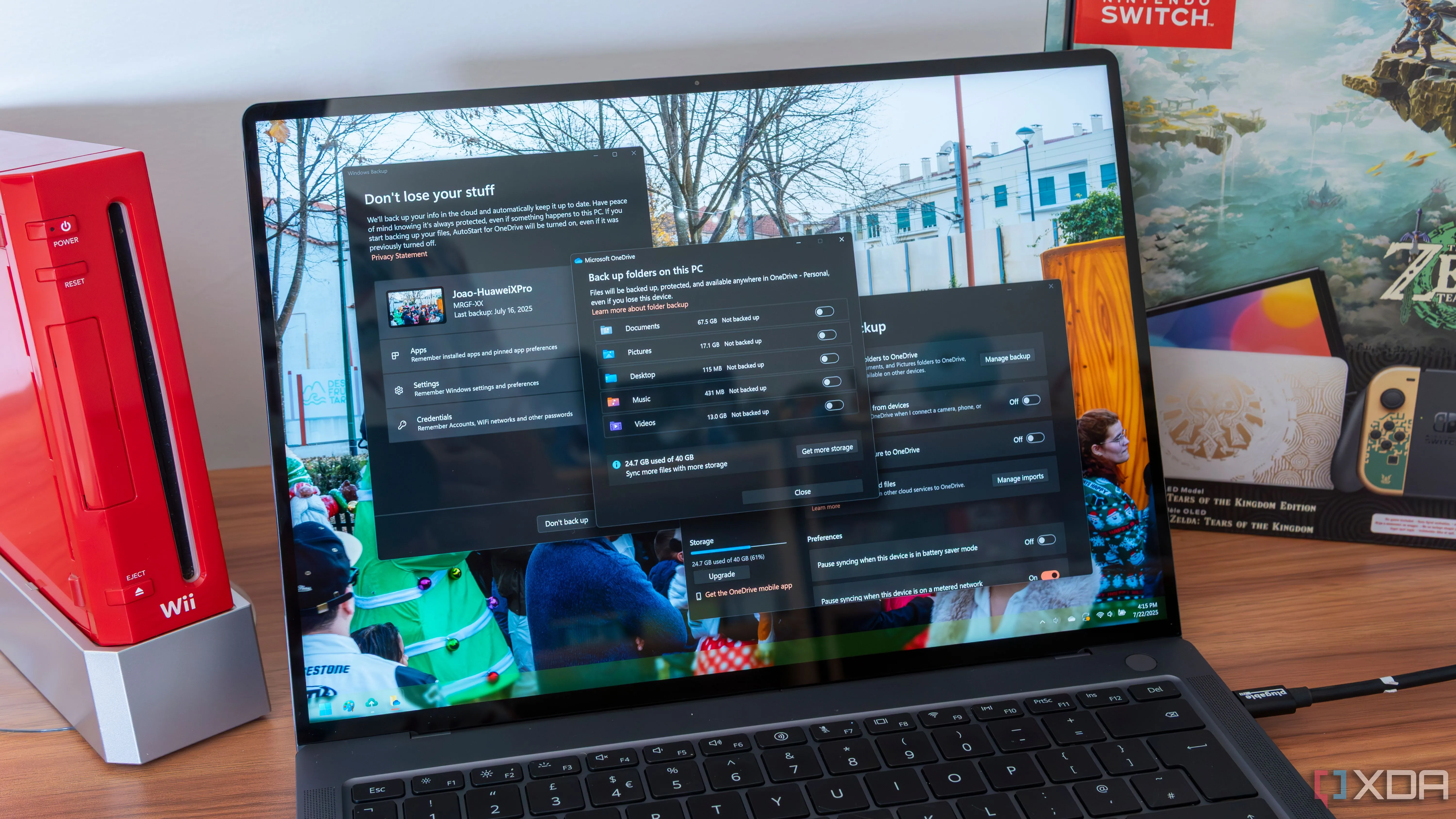 Màn hình máy tính Windows 11 hiển thị bảng widget với các tin tức được tóm tắt bởi Copilot AI