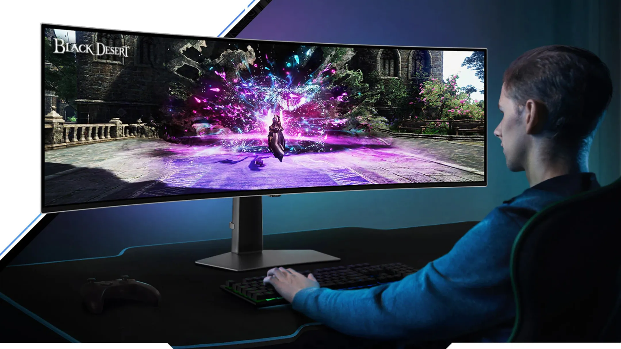 Màn hình Samsung Odyssey QD-OLED 49 inch siêu rộng đang được trải nghiệm bởi người dùng