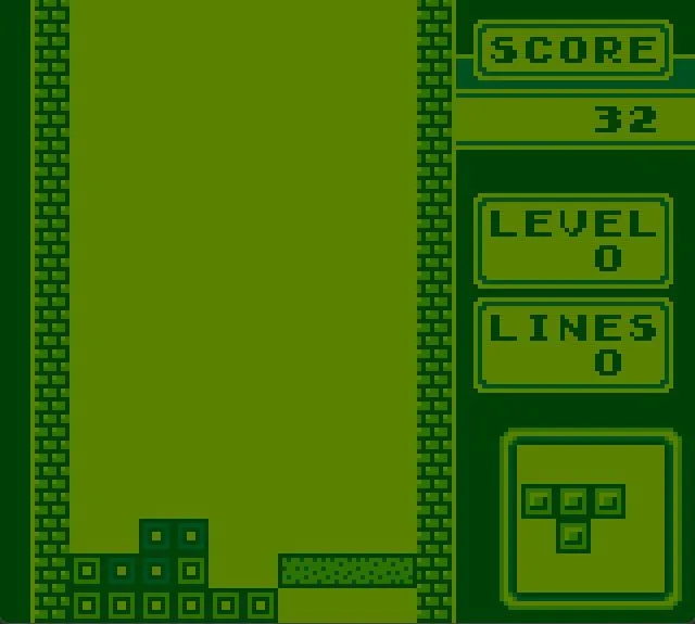 Màn hình Tetris Game Boy hiển thị điểm số và các thông tin chơi game khác.