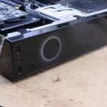 Nguyên mẫu Steam Box của Valve, minh họa một thiết bị chơi game nhỏ gọn để cạnh tranh với máy console