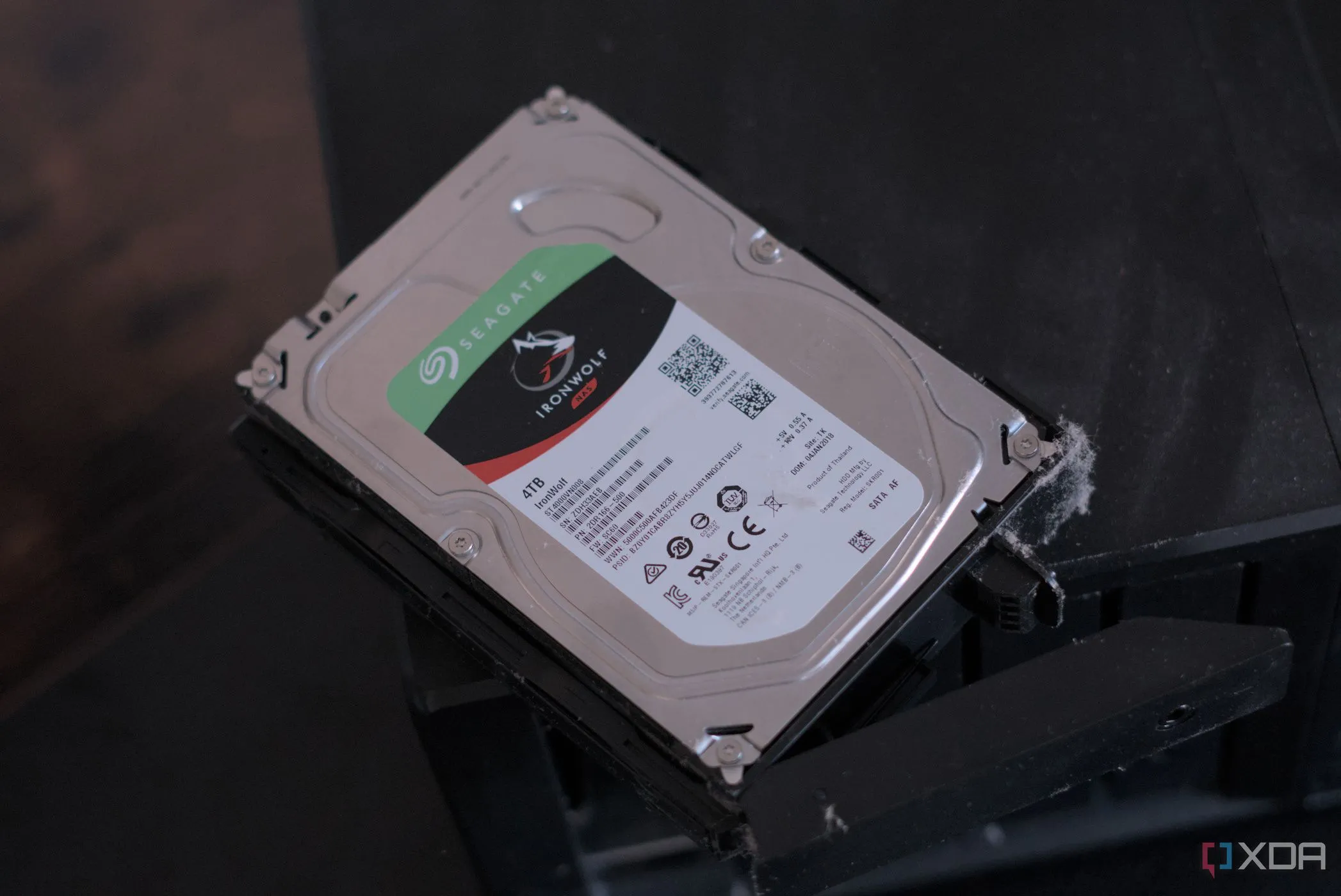 Ổ đĩa trong NAS Synology DiskStation DS1019+ minh họa hệ thống RAID